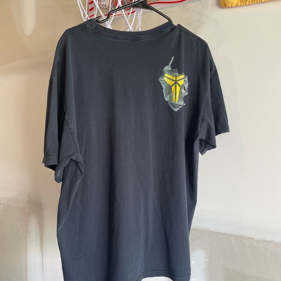 VINTAGE NIKE KOBE BRYANT TEE - Picture 2 of 6